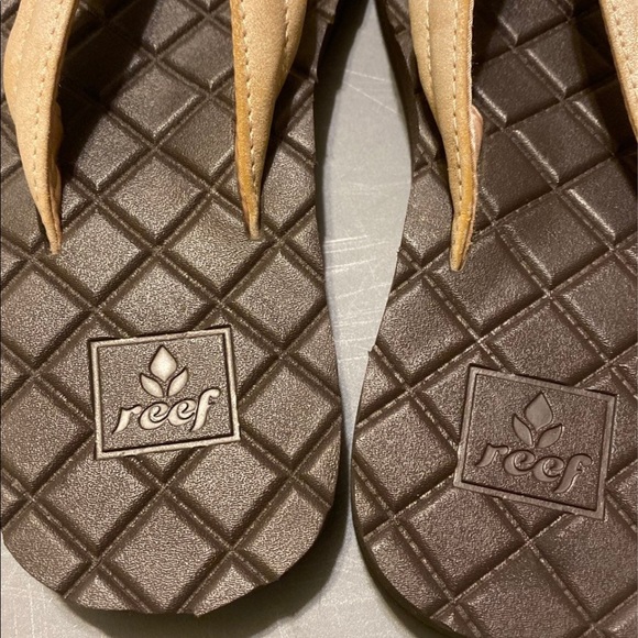 Flip flops - Picture 2 of 5